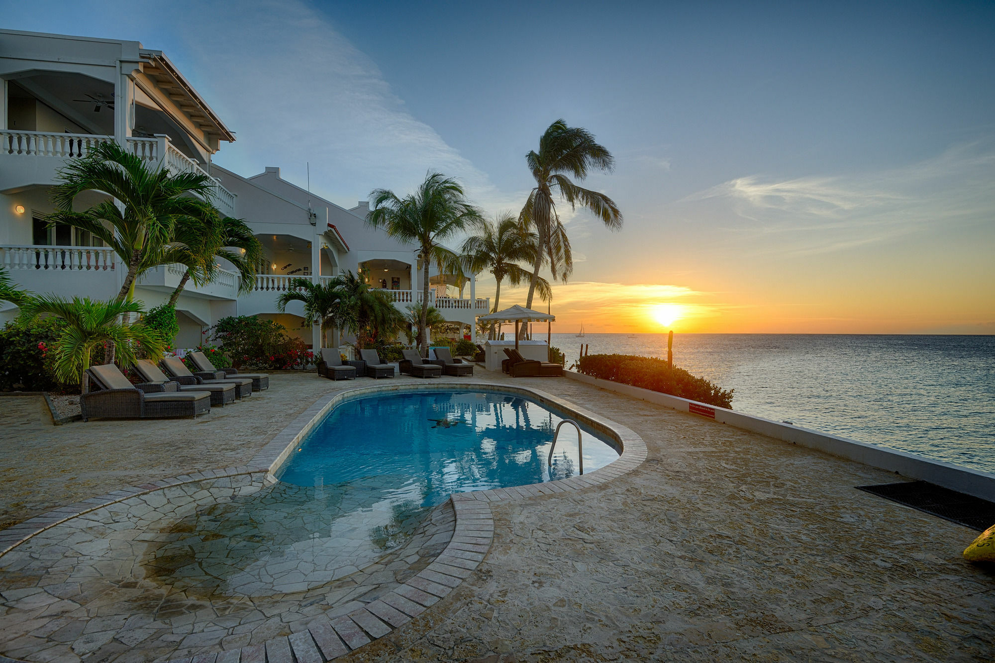 Belmar Oceanfront Apartments Bonaire Exterior foto